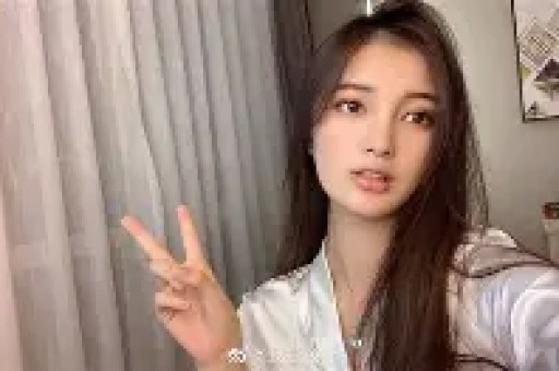 热巴×陈飞宇再上热搜：恋情曝出不到24小时私生活被扒出工作室早有回应