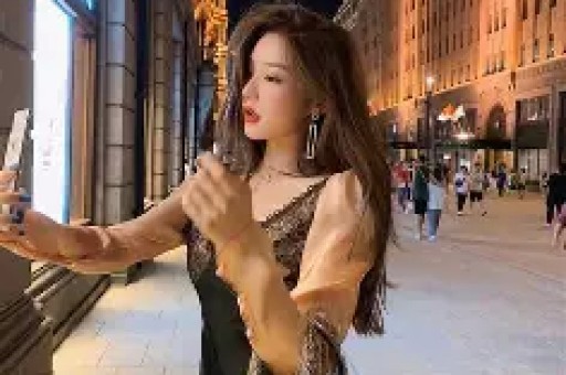 娱乐圈八卦揭秘：白鹿公关告急热巴绯闻不断网红与男歌手恋情内幕曝光