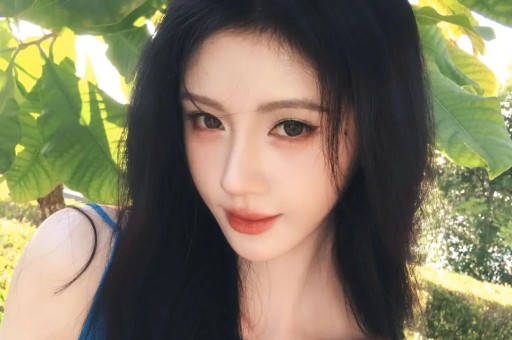 虽然阿娟父母都不在了姐姐们都各自有自己的家也经常见不到哥嫂更不用说了但在小奎家阿娟依然享受着亲情的环绕不